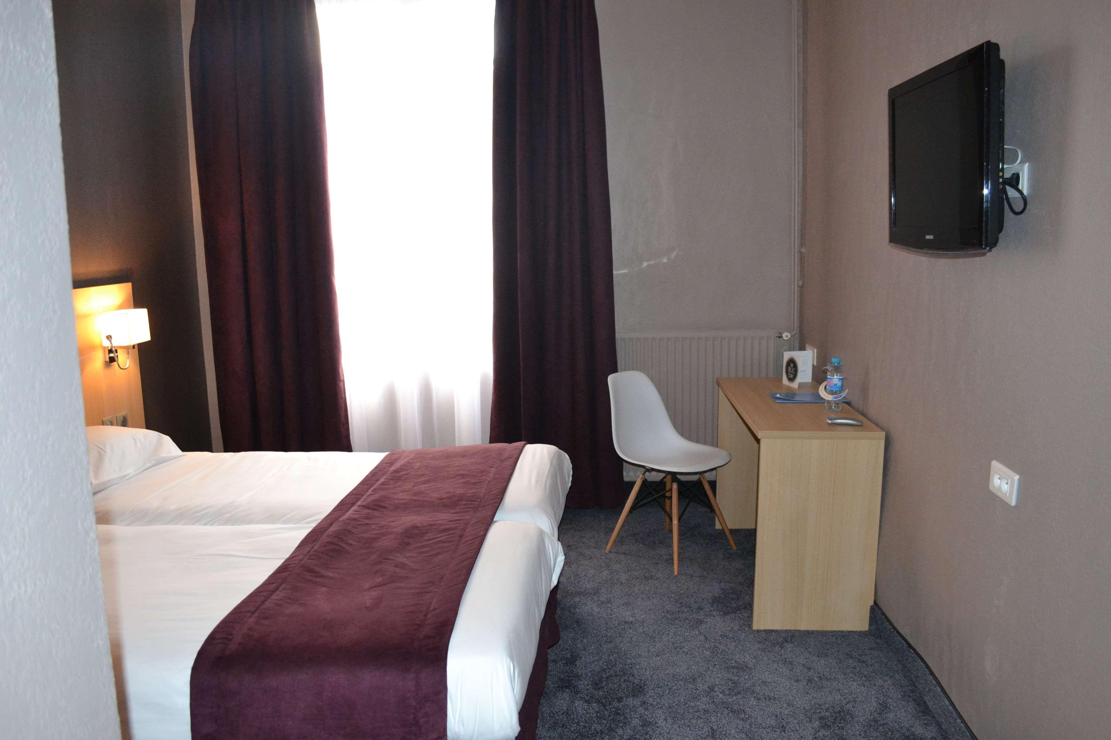 Hotel Europe And Spa Reims Esterno foto