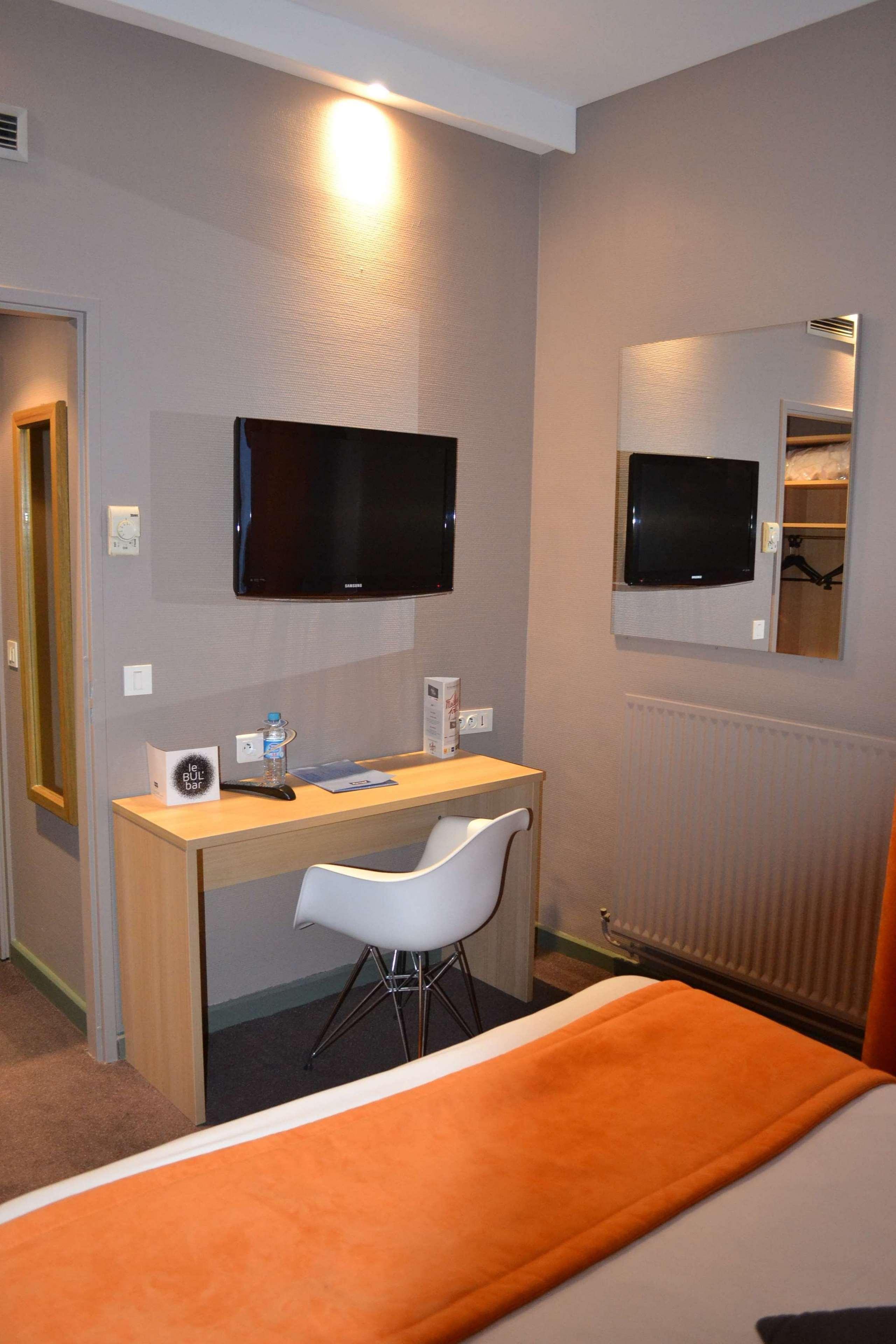 Hotel Europe And Spa Reims Esterno foto