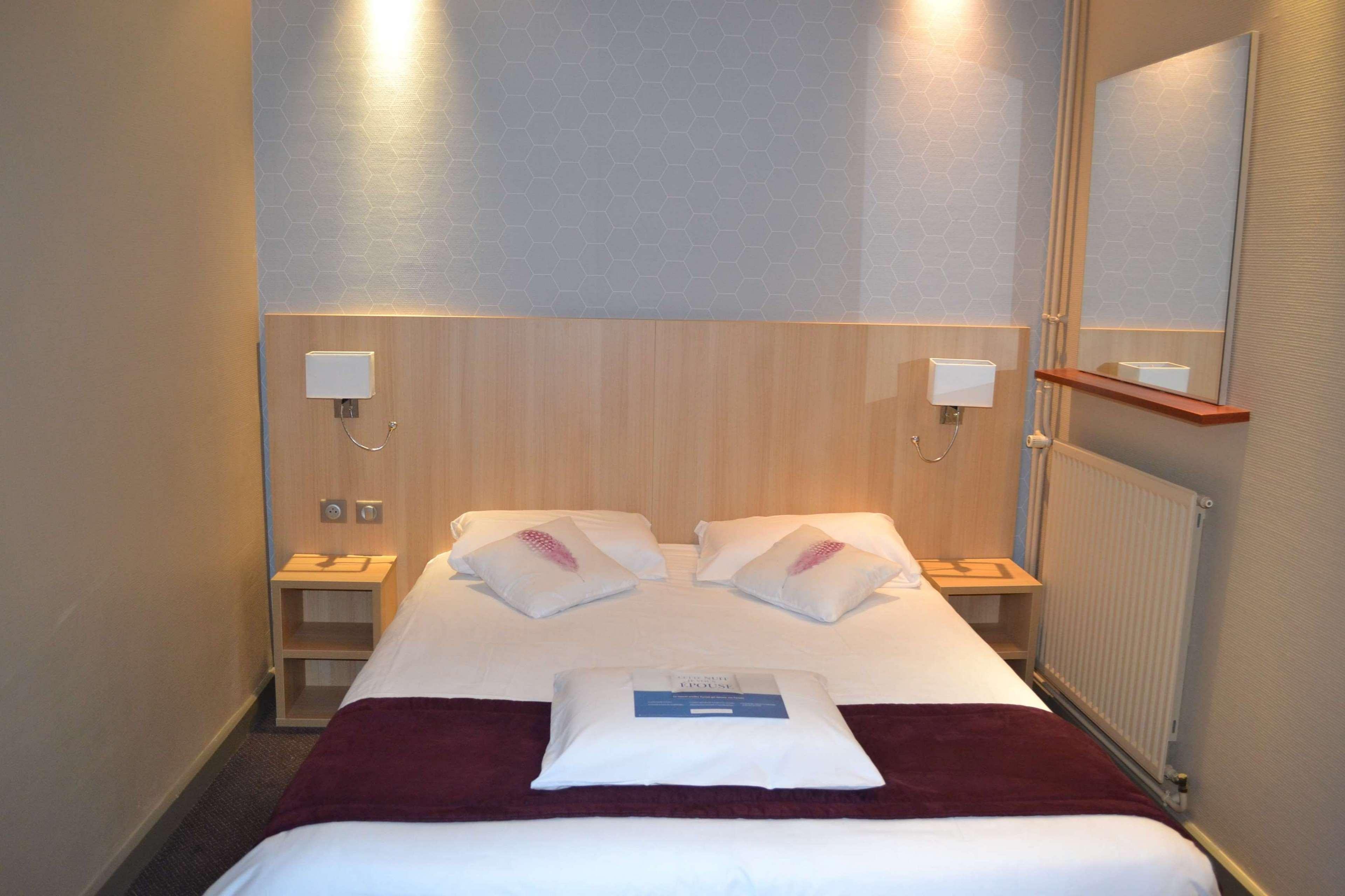 Hotel Europe And Spa Reims Esterno foto