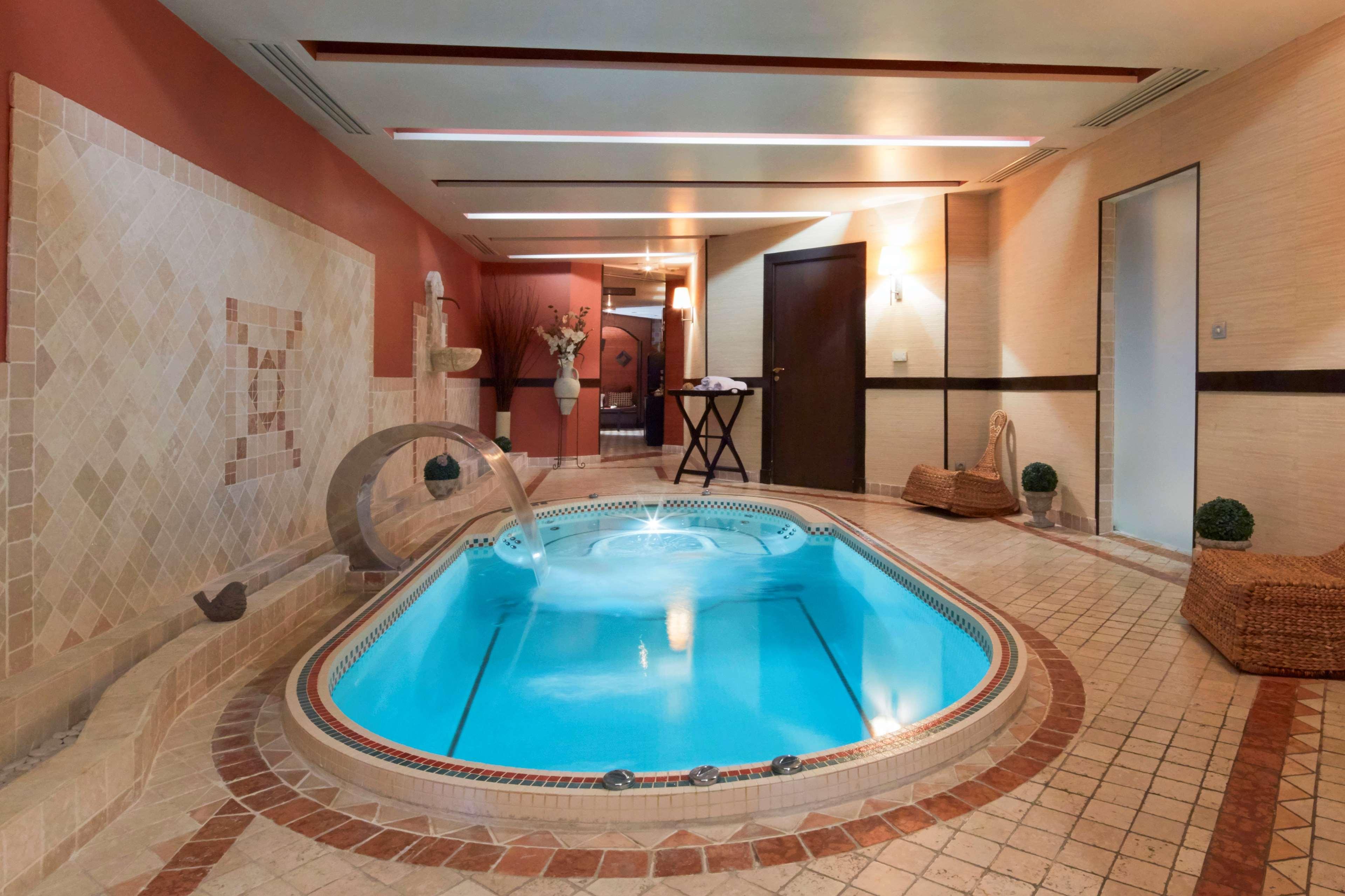 Hotel Europe And Spa Reims Esterno foto